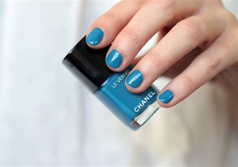 chanel le vernis melody|Chanel le vernis nail color.